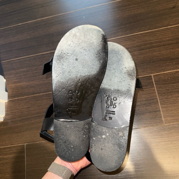 CLOSED - Black Strappy Sandals with Buckle - Picture 5 of 5